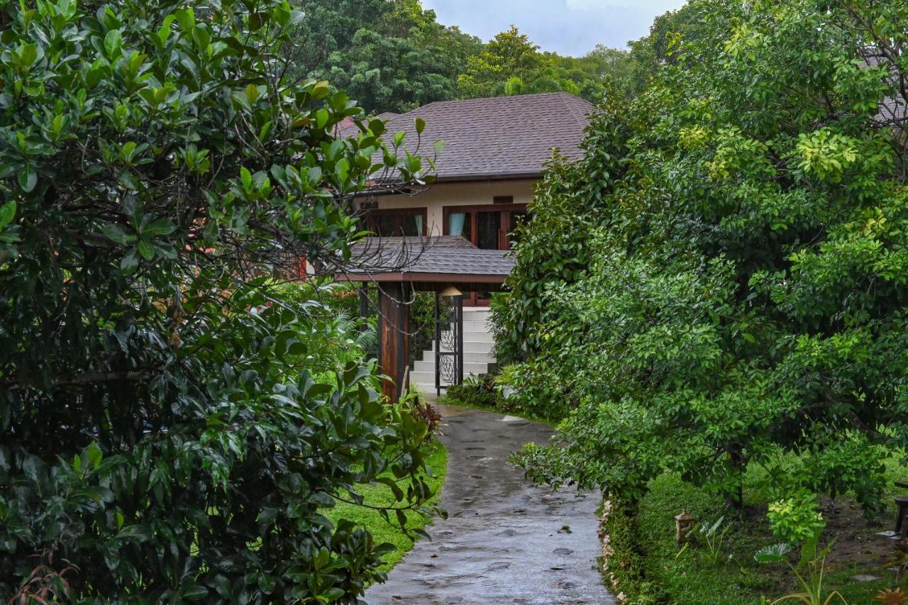 Hotel Cascade Tara Na Mueang Exterior foto