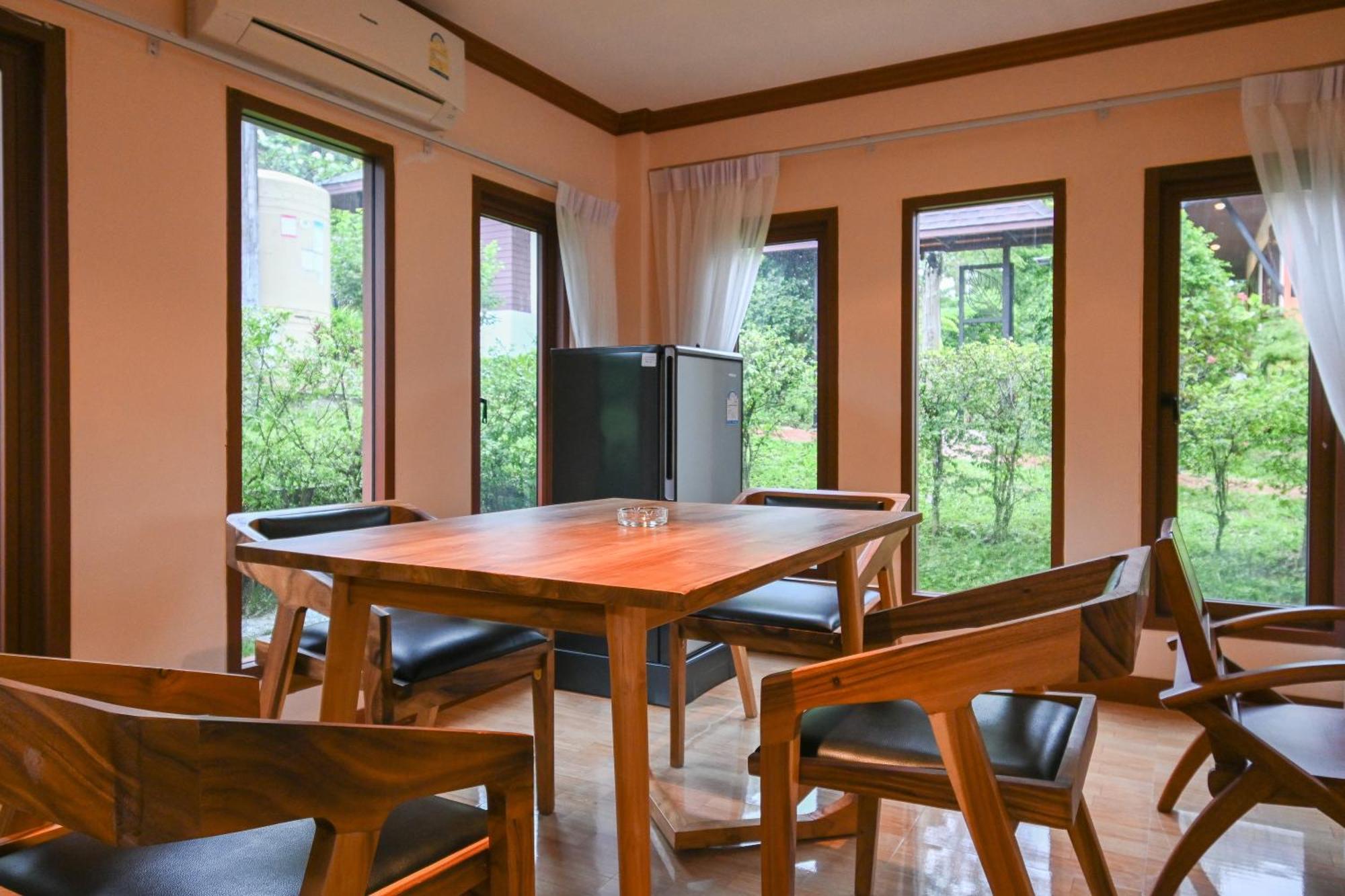 Hotel Cascade Tara Na Mueang Habitación foto