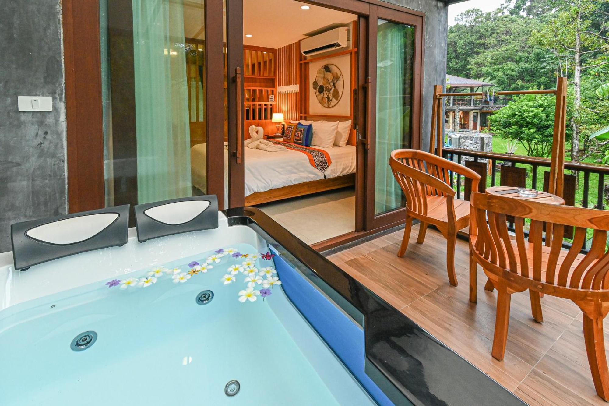 Hotel Cascade Tara Na Mueang Exterior foto