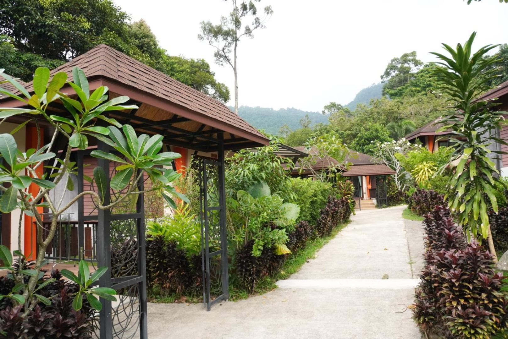 Hotel Cascade Tara Na Mueang Exterior foto